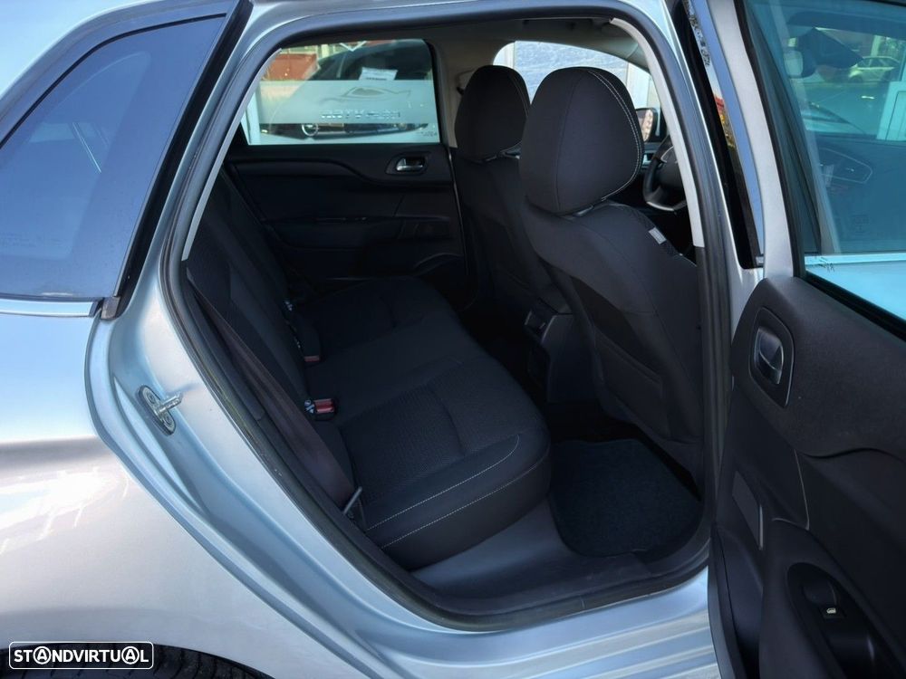 Citroën C4 1.6 e-HDi Exclusive - 21