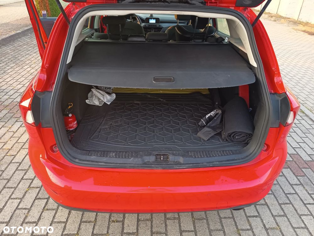 Ford Focus 1.0 EcoBoost Trend Edition - 8