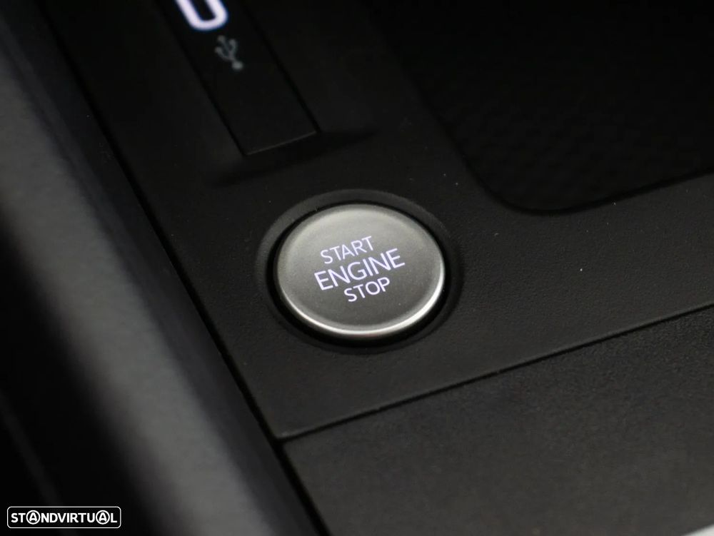 Ford Tourneo Connect Grand 1.5 EcoBoost Titanium - 30