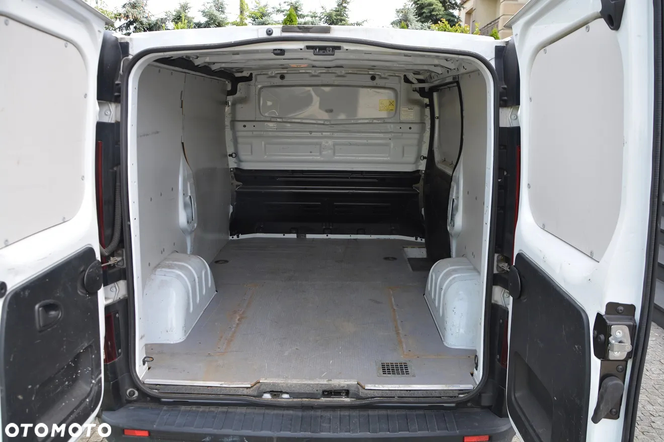 Opel VIVARO - 11