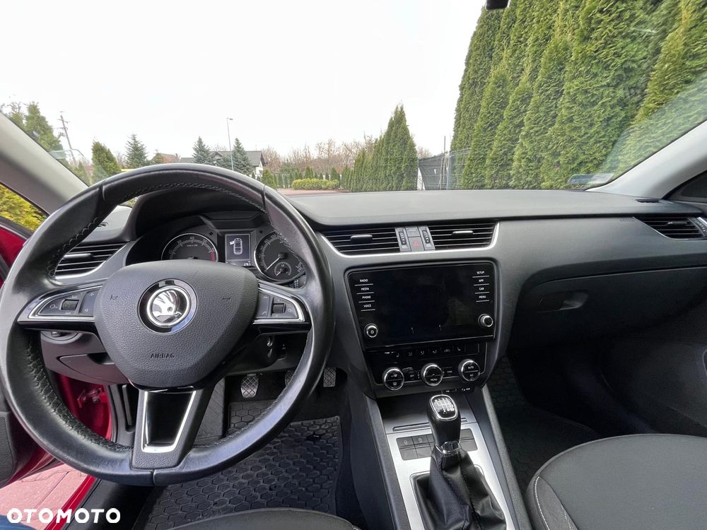 Skoda Octavia 1.4 TSI Ambition - 19