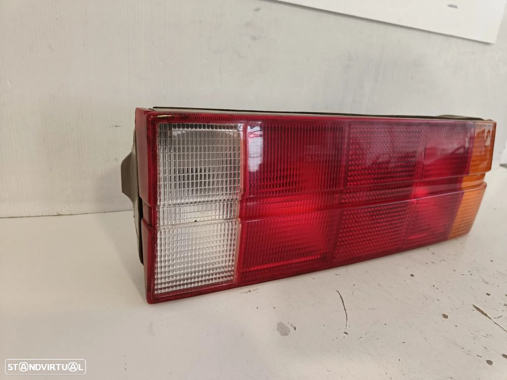 Farol farolim direito BMW e30 fase 1 - 2