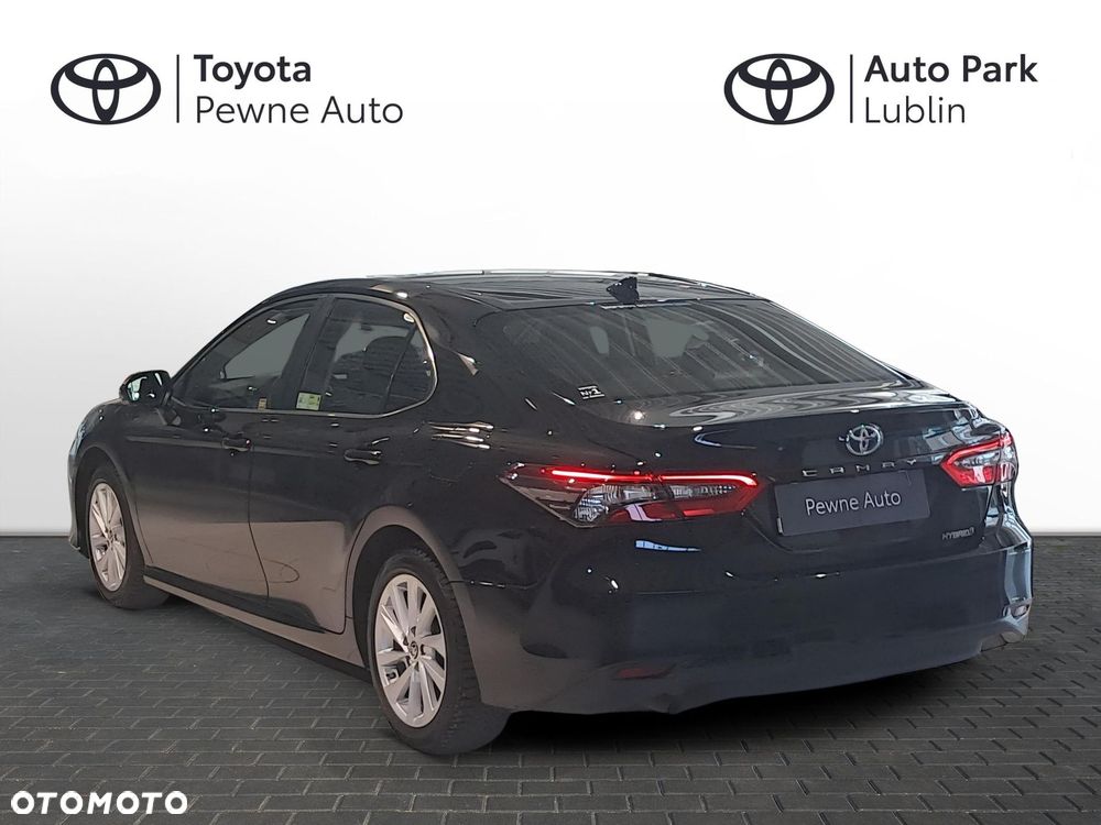 Toyota Camry 2.5 Hybrid Comfort CVT - 3