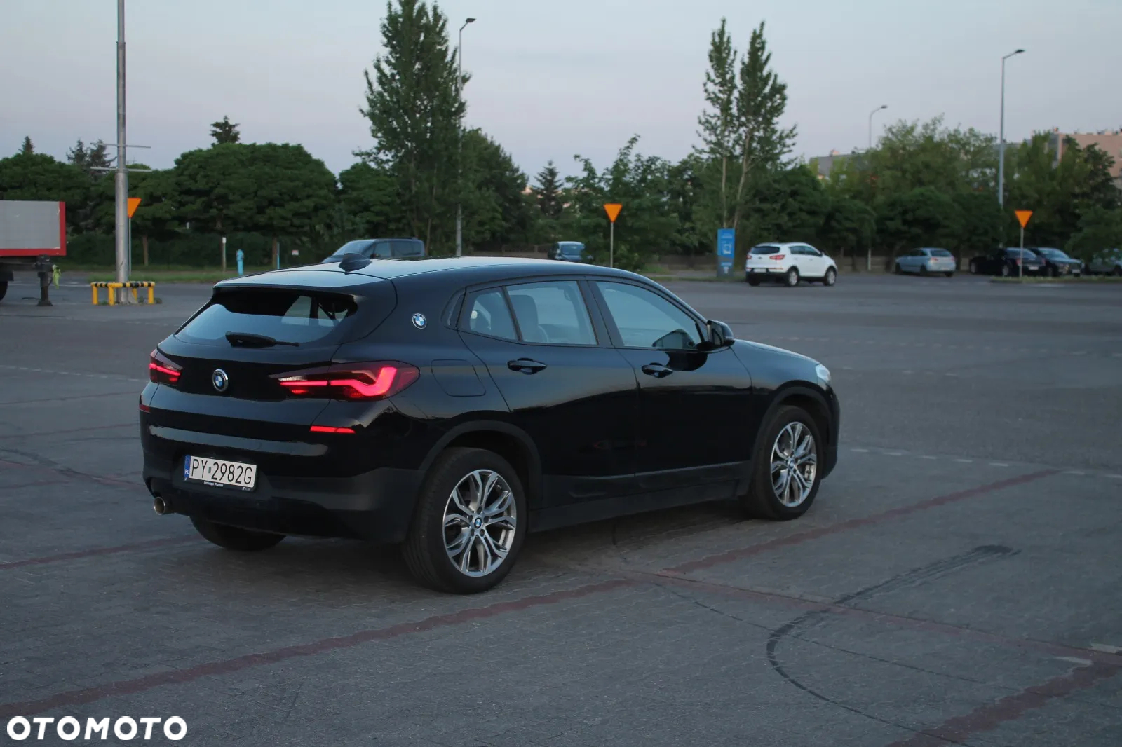 BMW X2 sDrive18i Business Edition - 21