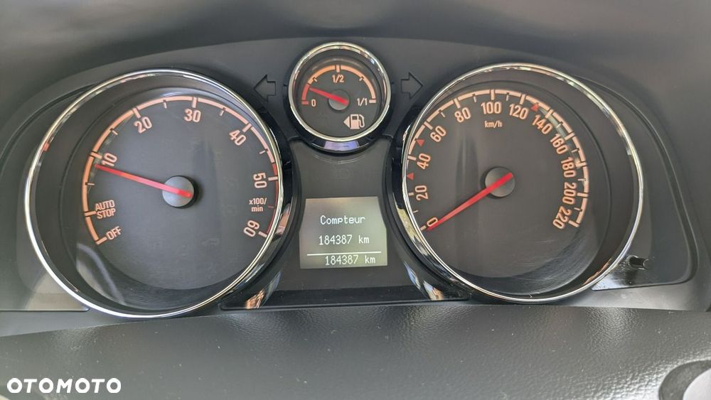 Opel Antara - 25