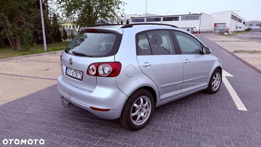 Volkswagen Golf Plus 1.6 TDI Comfortline - 6