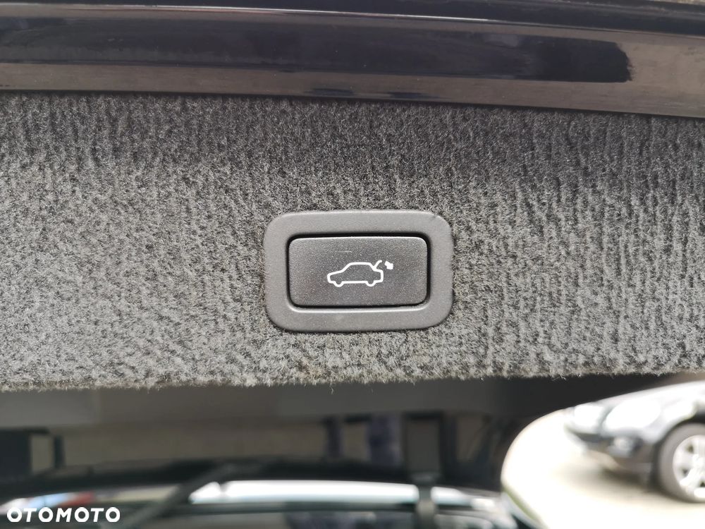Volvo V70 D5 Momentum - 18