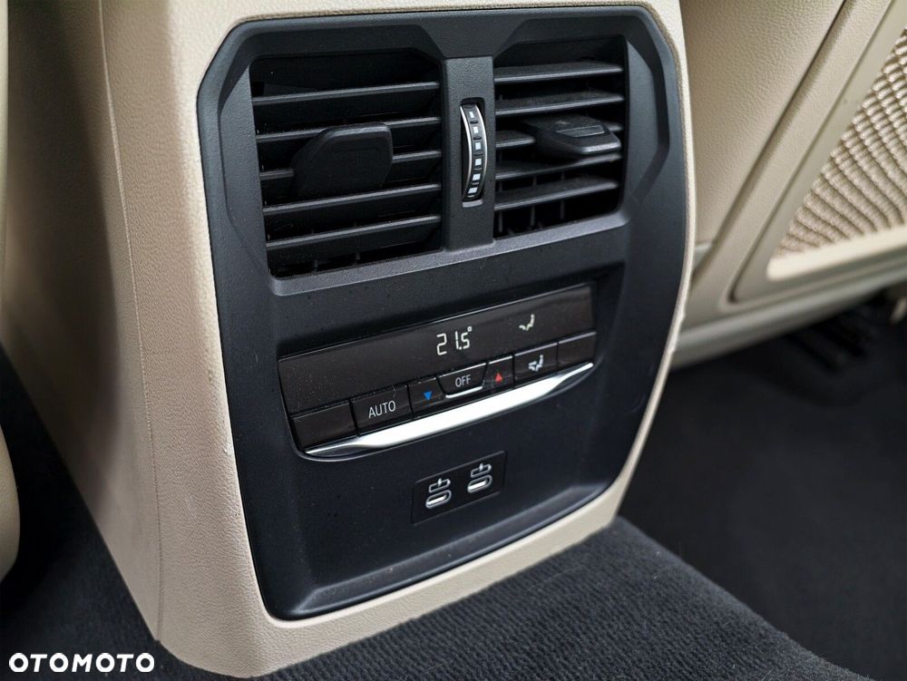 BMW Seria 3 - 24