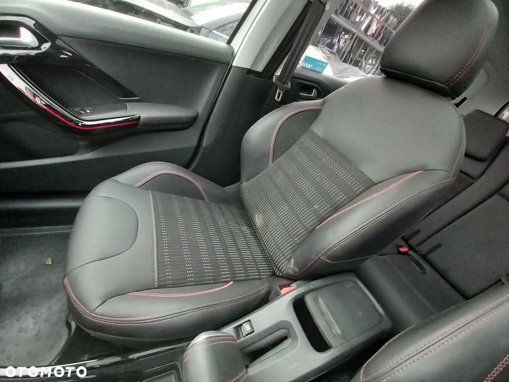 PEUGEOT 2008 FOTELE KANAPA KOMPLET GT-LINE GRZANE - 6