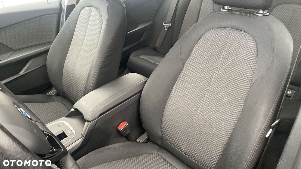 BMW Seria 1 118i Advantage - 11