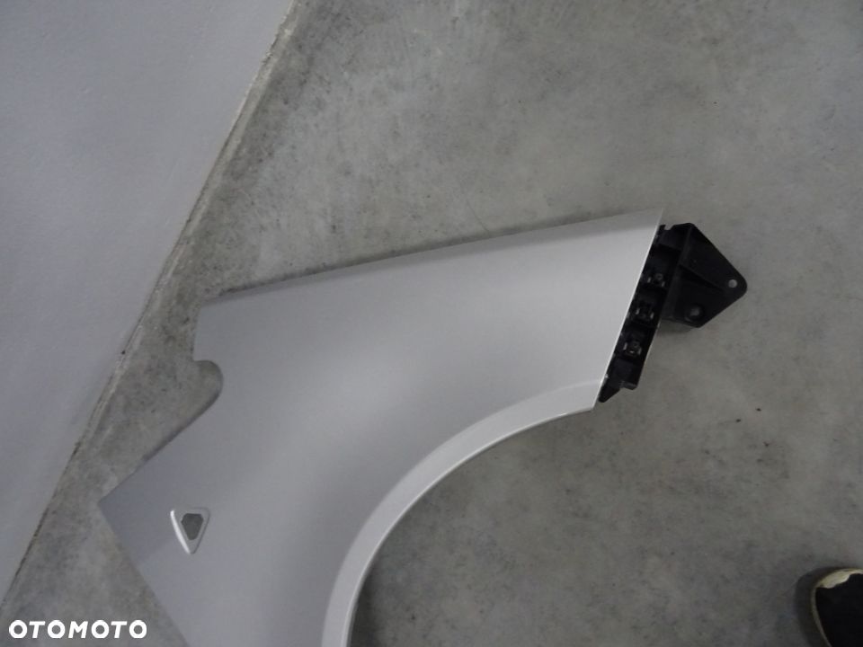 BŁOTNIK PRAWY MITSUBISCHI COLT VI 04-08 HB 3D LAK:25D NR327 - 3
