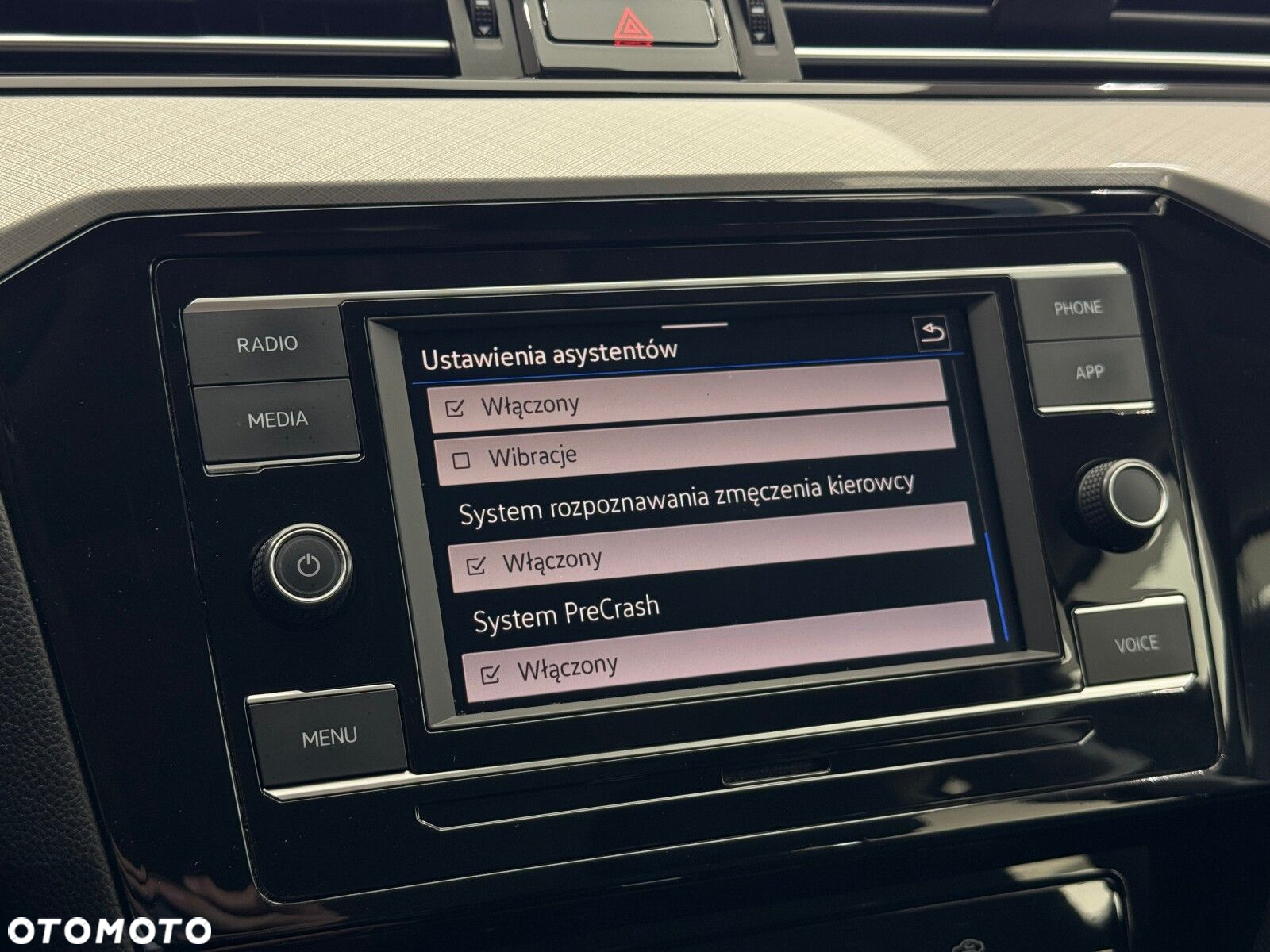 Volkswagen Passat 2.0 TDI EVO Business DSG - 36