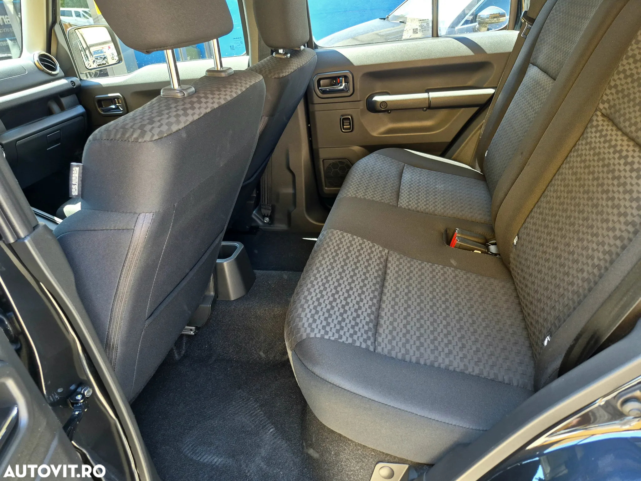 Suzuki Jimny 1.5 ALLGRIP GLX AT - 10