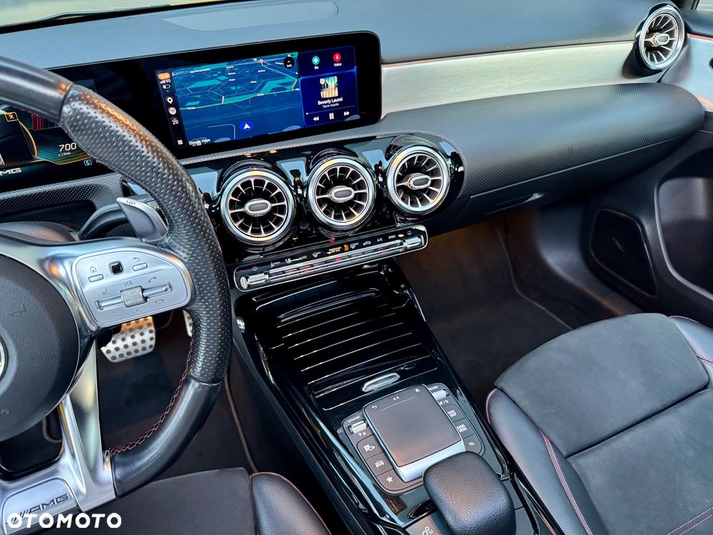 Mercedes-Benz Klasa A 35 AMG 4-Matic 7G-DCT - 13