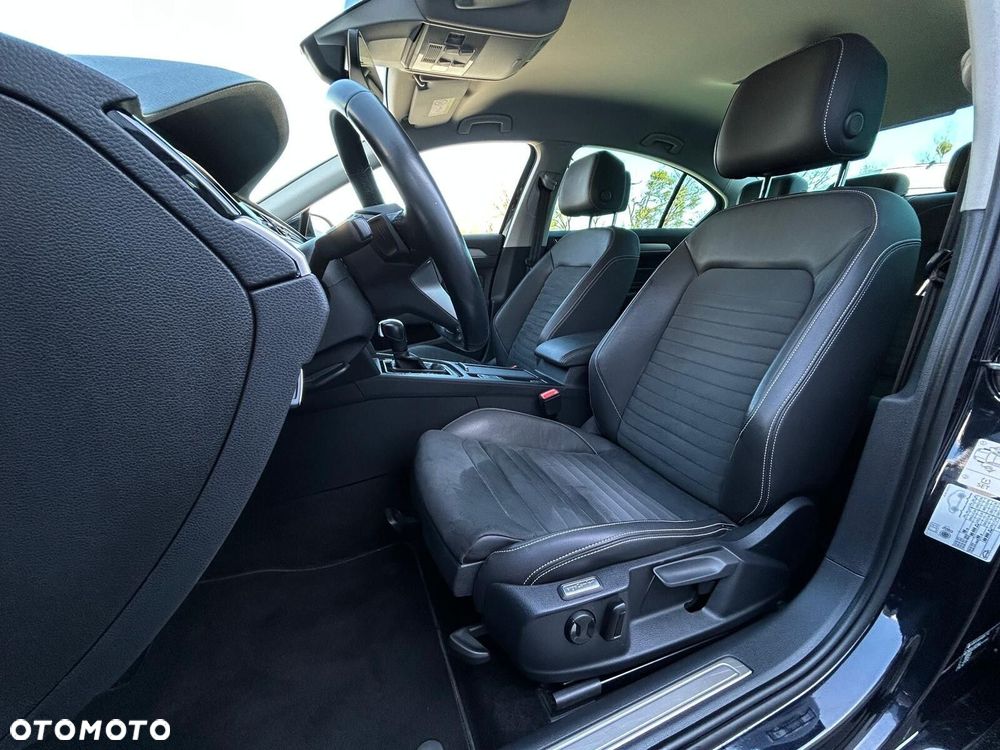 Volkswagen Passat 2.0 TSI Elegance DSG - 9