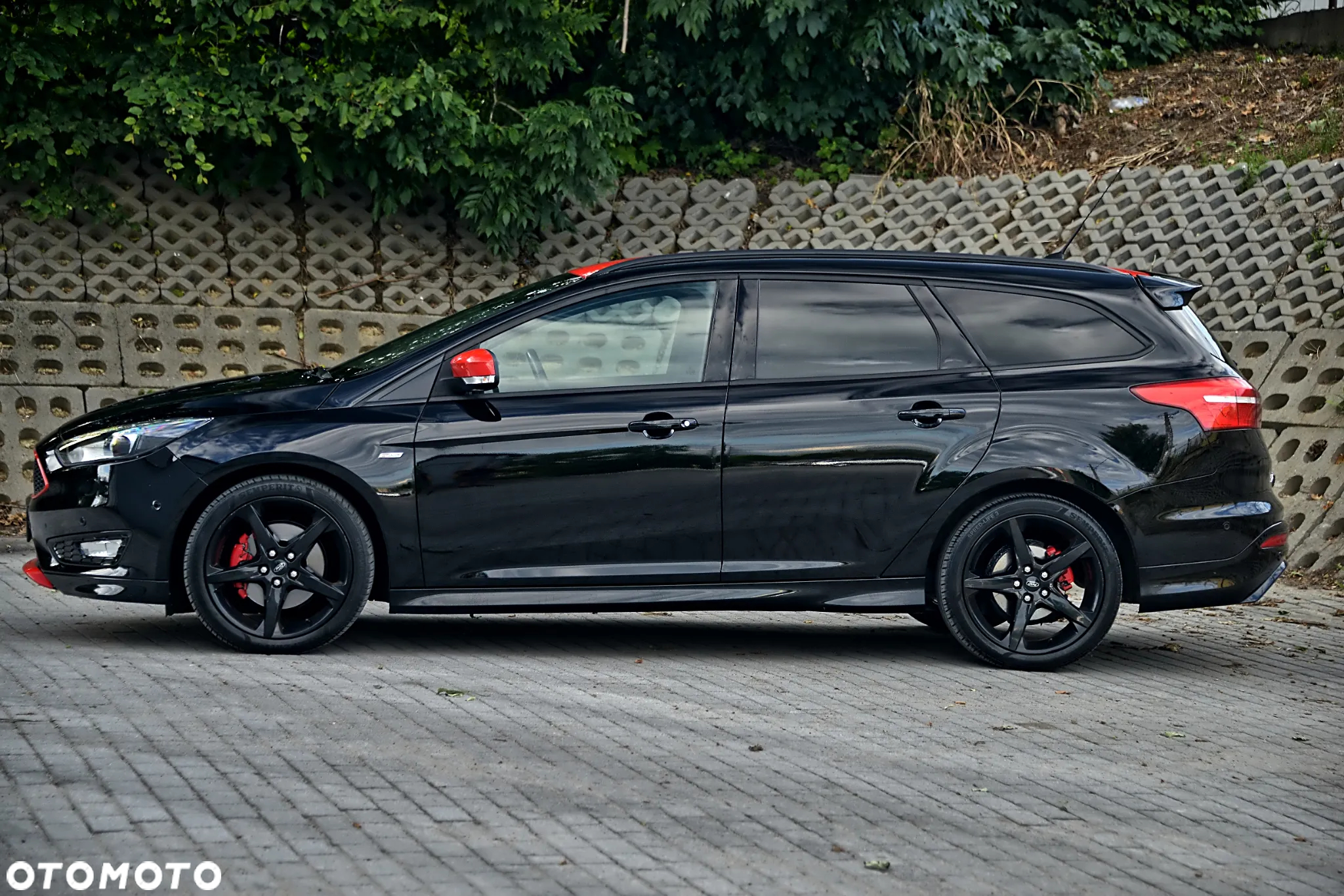 Ford Focus Turnier 1.5 EcoBoost Start-Stopp-System TITANIUM - 22