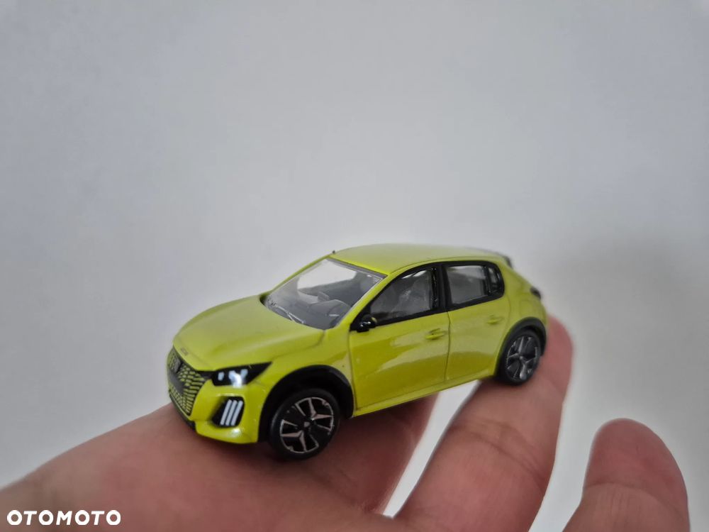 Peugeot 208 1.2 PureTech GT S&S - 17