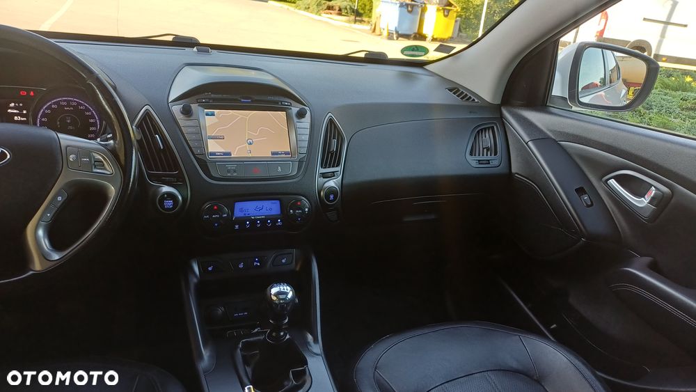 Hyundai ix35 2.0 CRDi 4WD Premium - 27