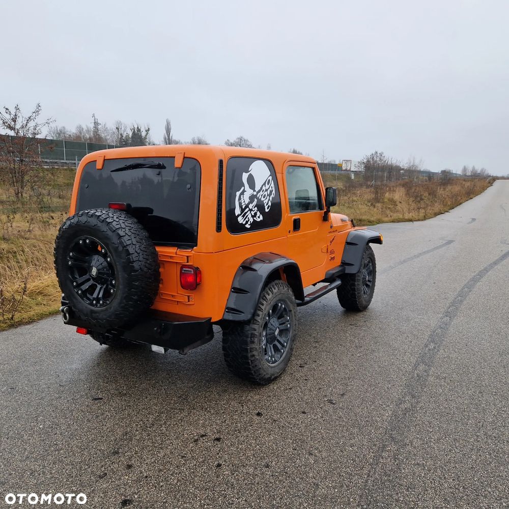 Jeep Wrangler 4.0 Sport - 17