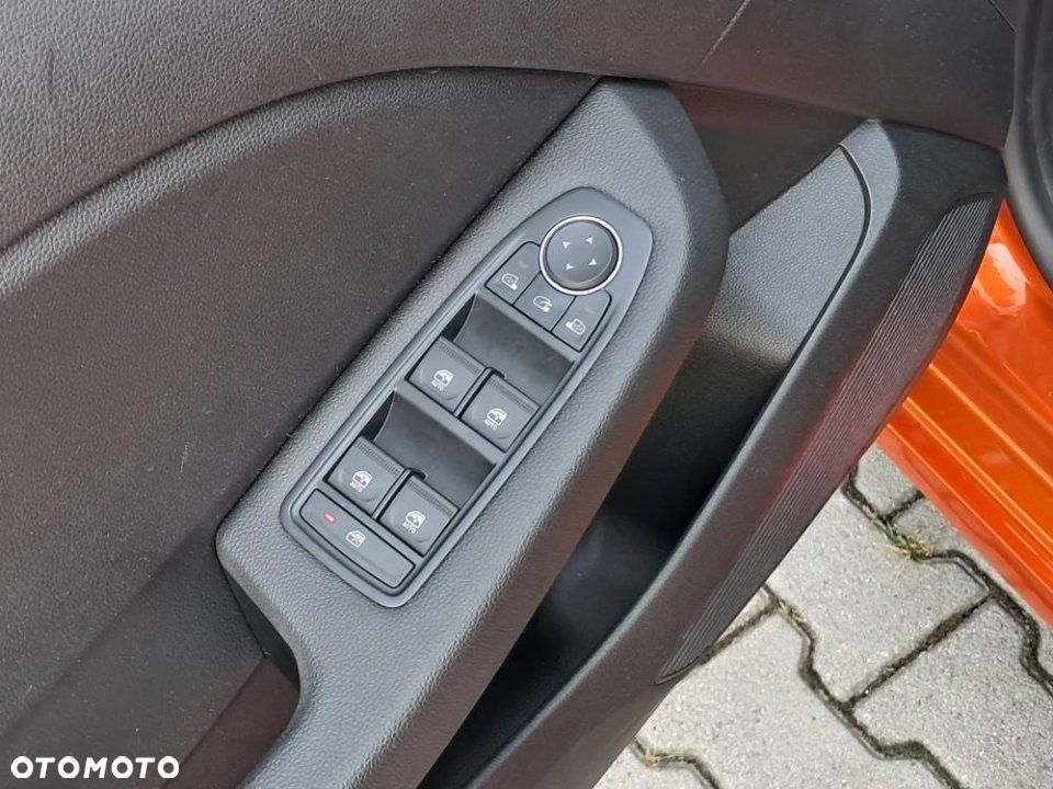 Renault Clio - 18