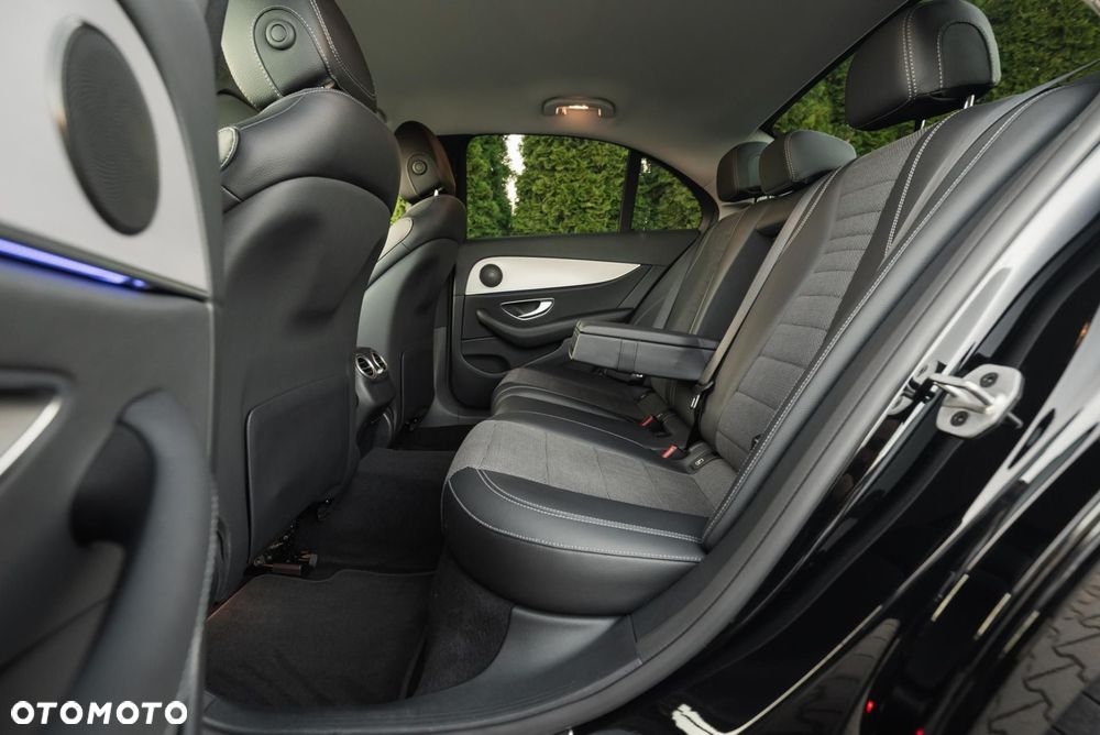 Mercedes-Benz Klasa E - 14