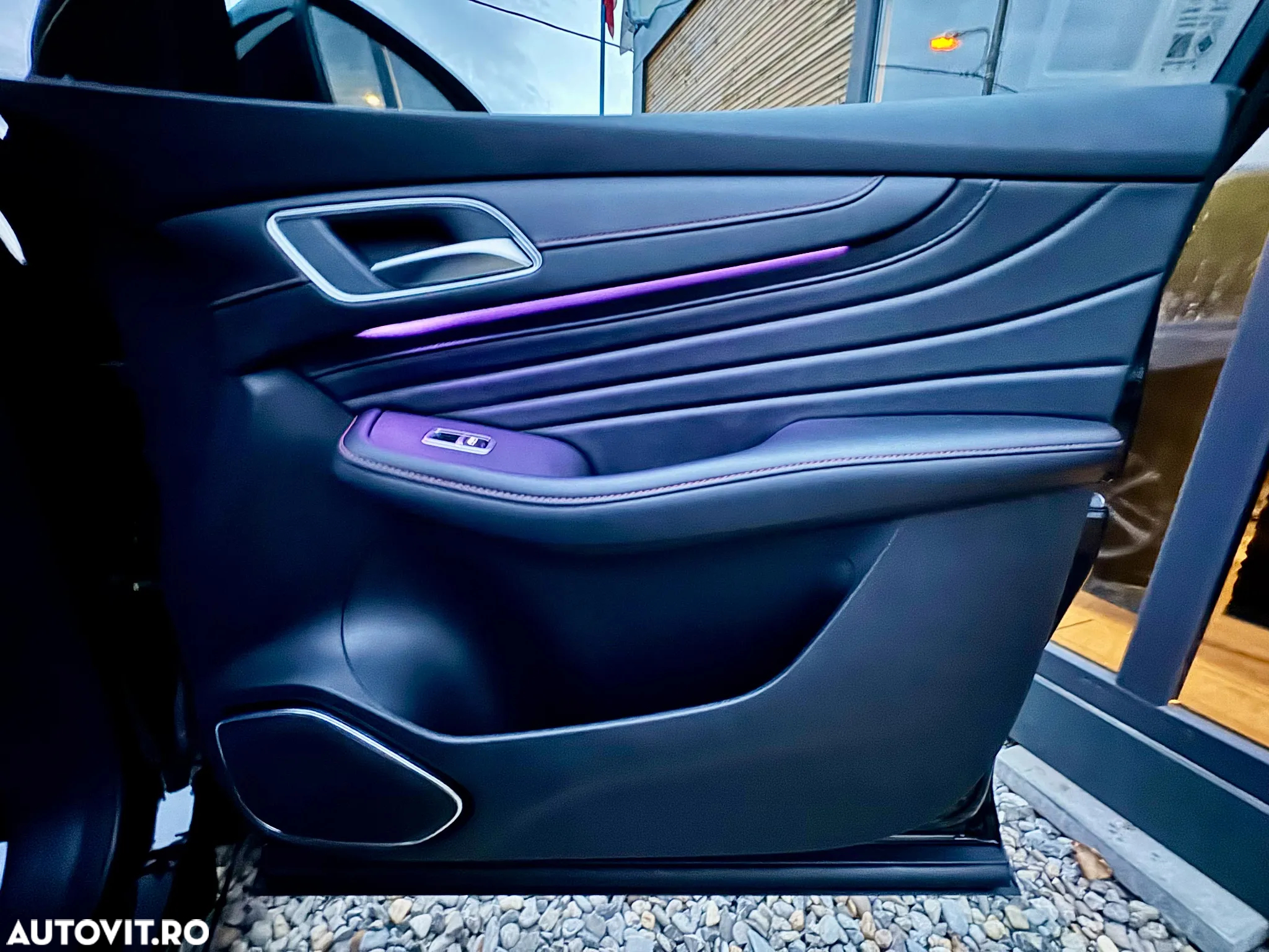 MG EHS 1.5T-GDI PHEV Luxury - 12