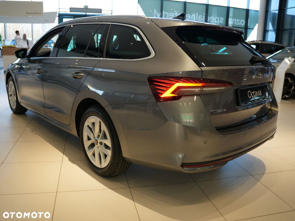 Skoda Octavia 1.5 TSI mHEV Drive Selection DSG - 13