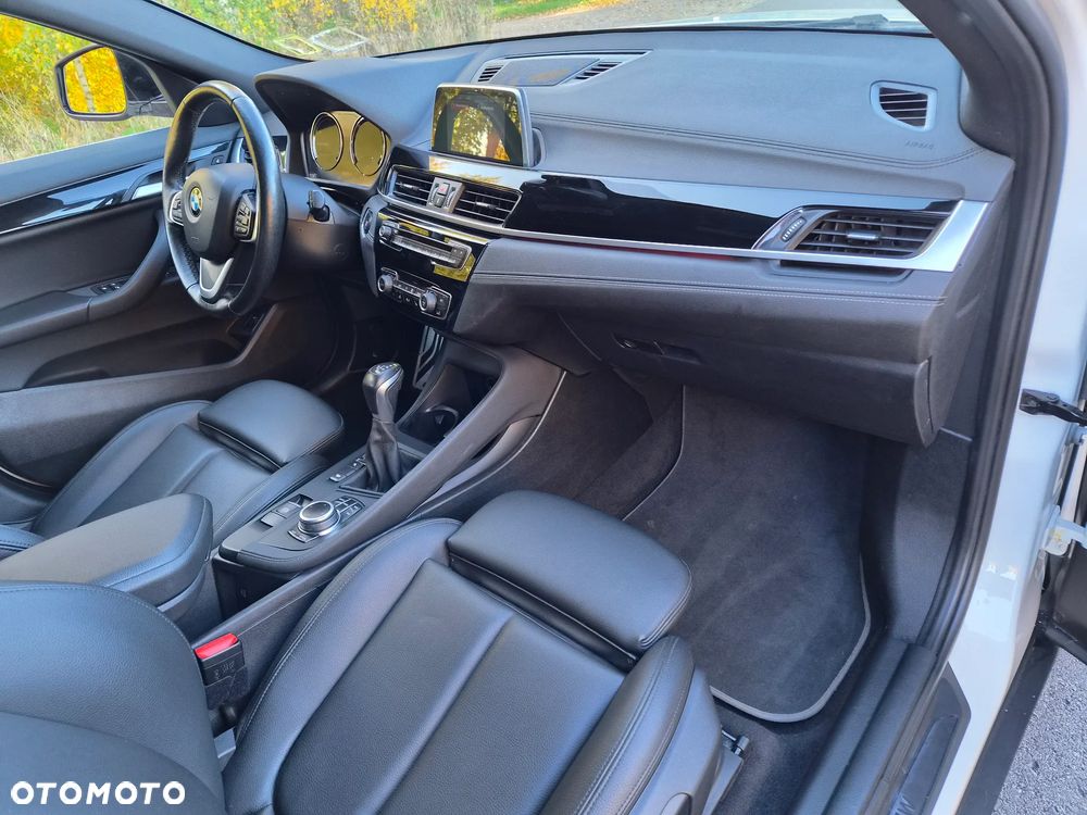 BMW X2 xDrive20i Advantage Plus - 10