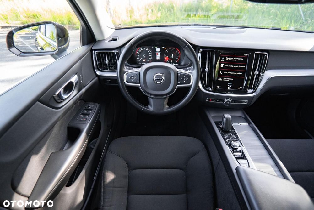 Volvo V60 B4 D Momentum Pro - 12