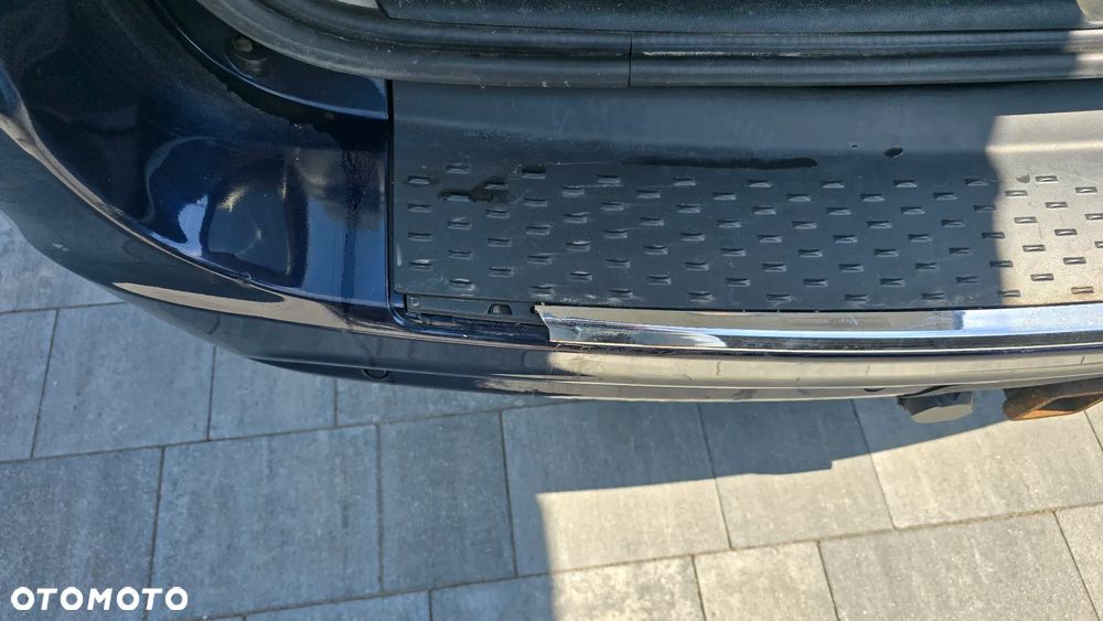 Chrysler Town & Country 3.6 Limited - 10
