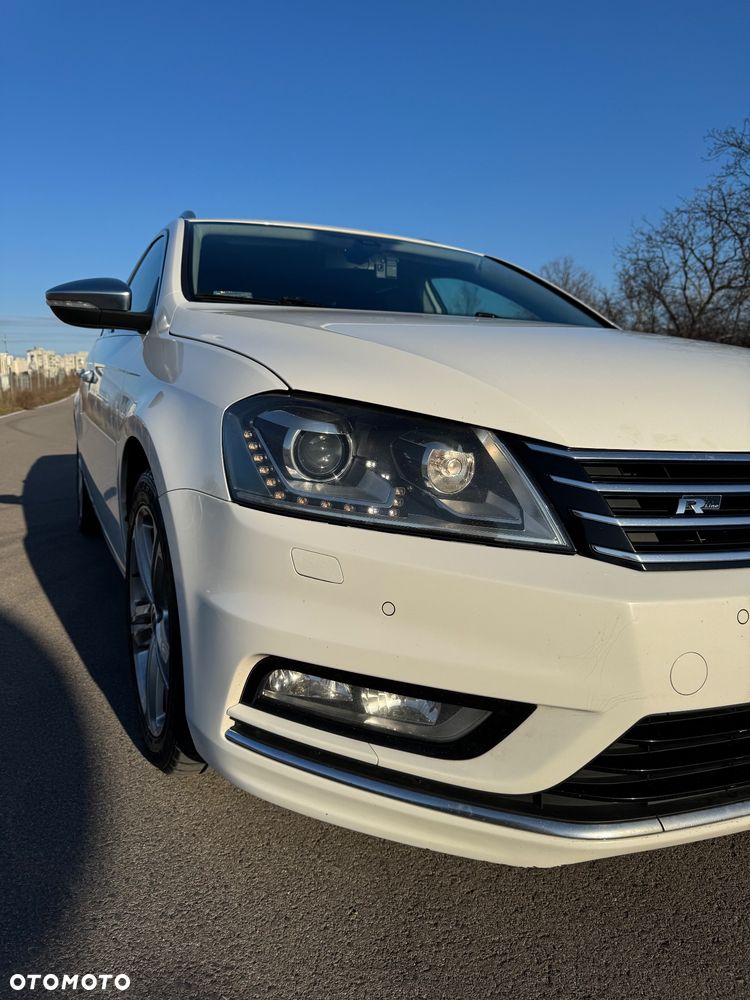 Volkswagen Passat 2.0 TDI Highline R-Style DSG - 4