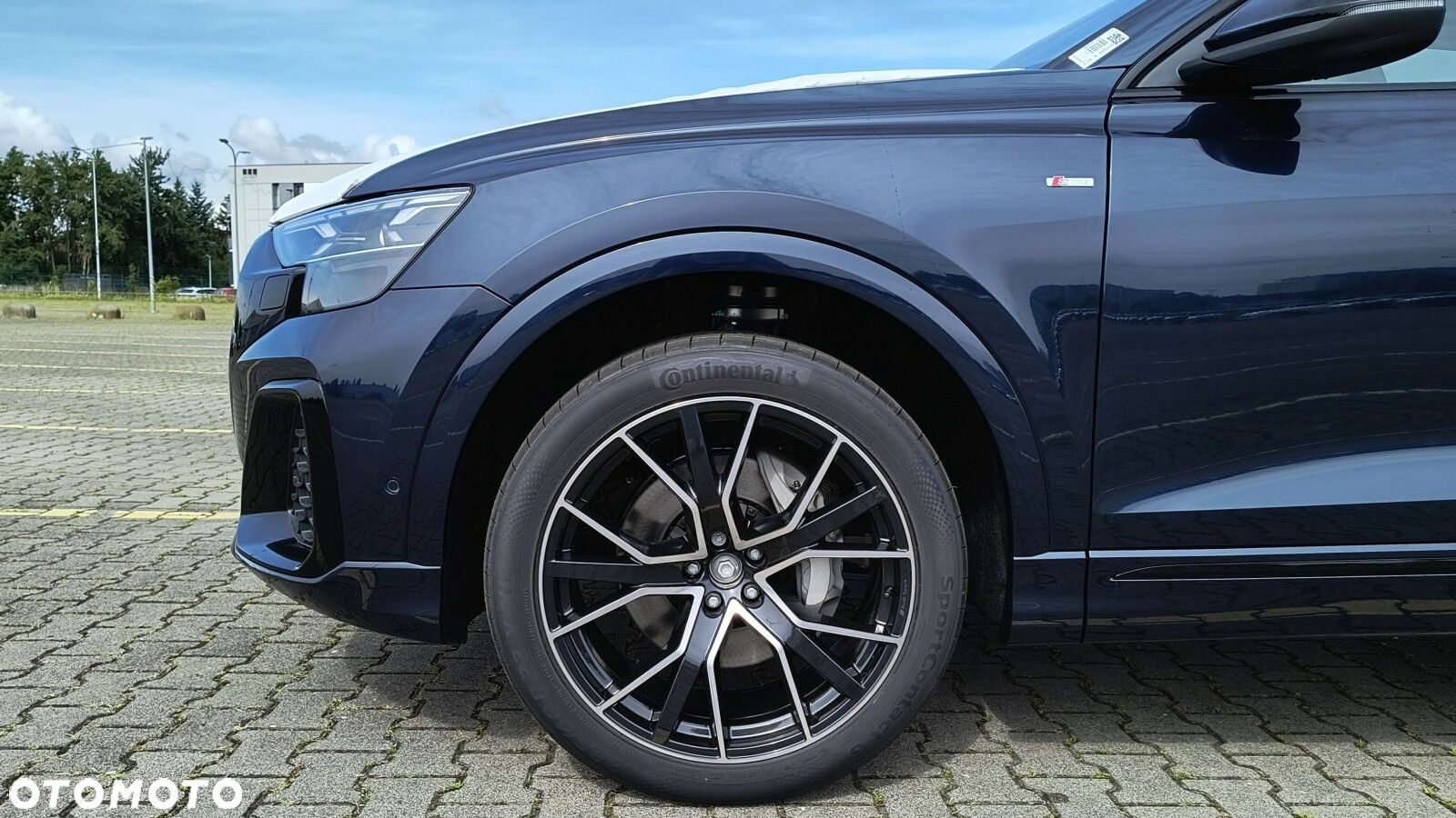 Audi Q8 - 8