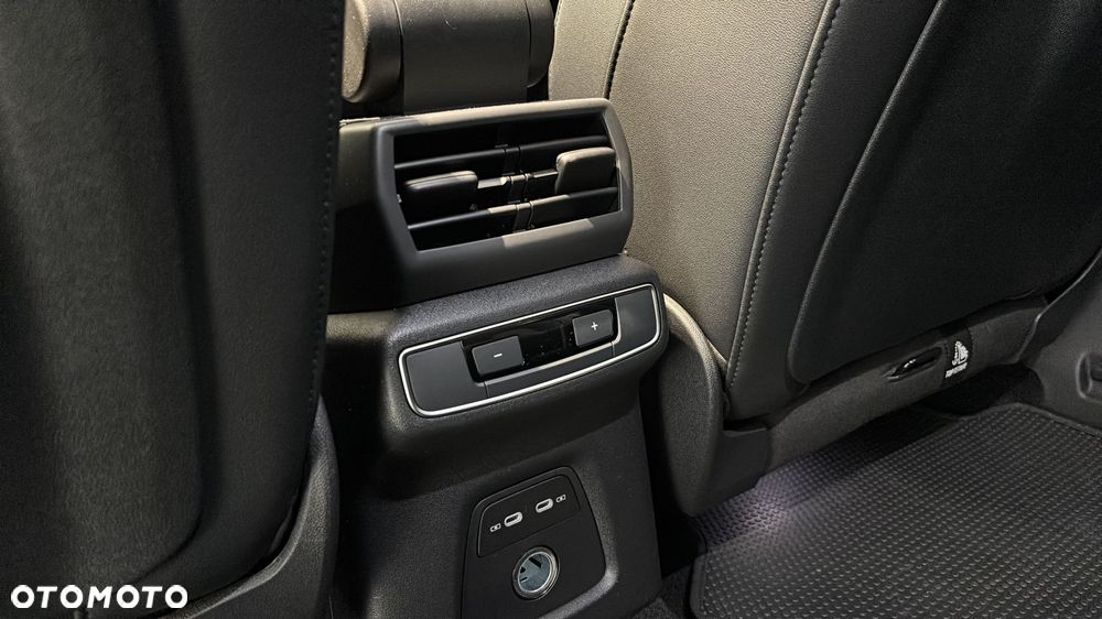 Audi Q4 e-tron - 21