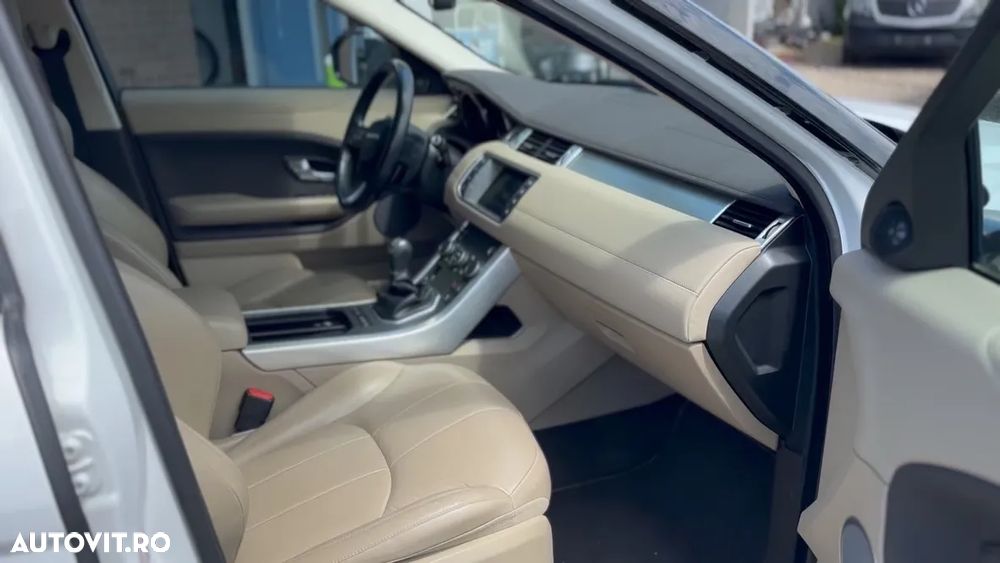 Land Rover Range Rover Evoque - 11