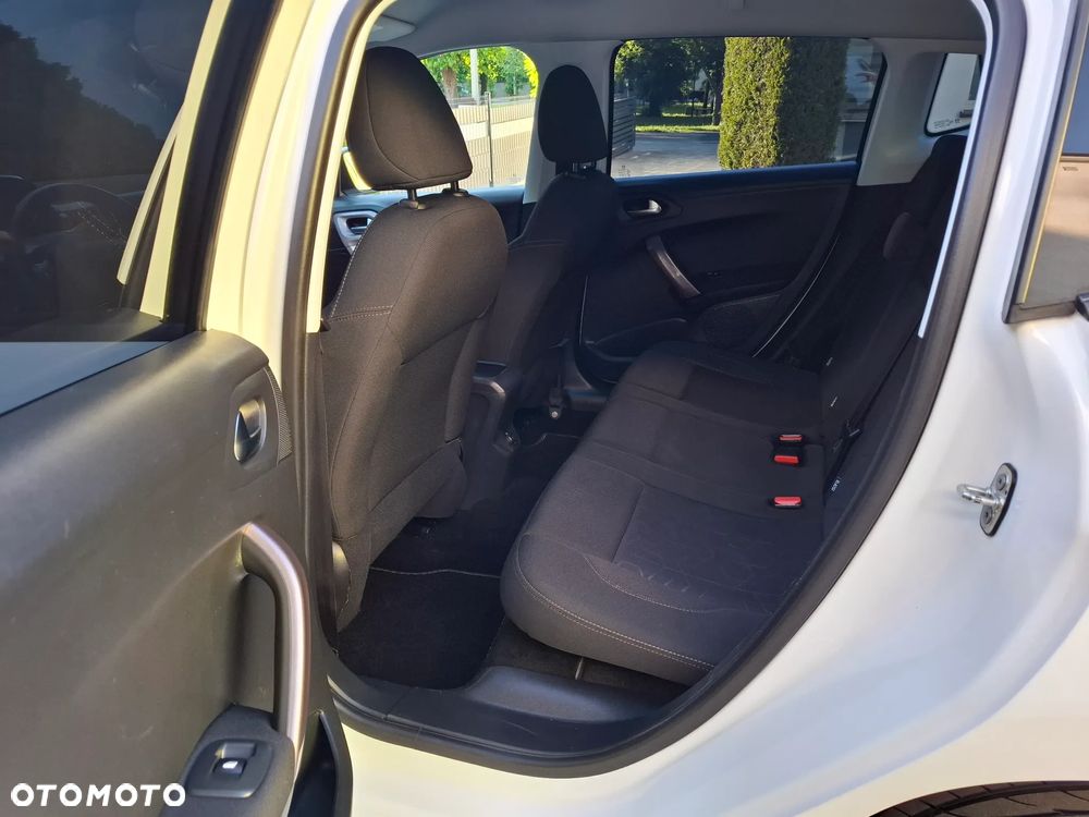 Peugeot 2008 PureTech 110 Stop&Start Urban Move - 13