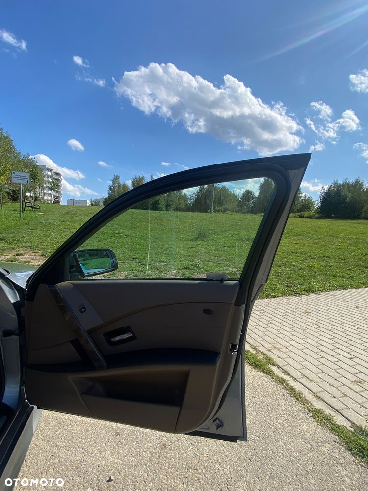 BMW Seria 5 - 27