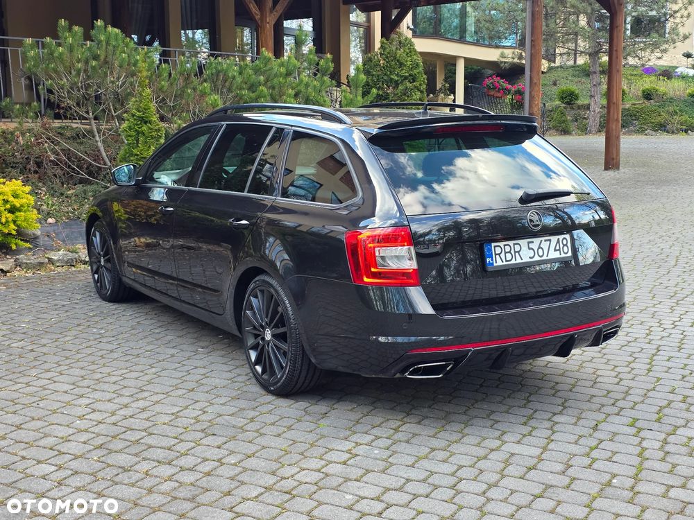Skoda Octavia 2.0 TSI (Green tec) DSG RS - 11