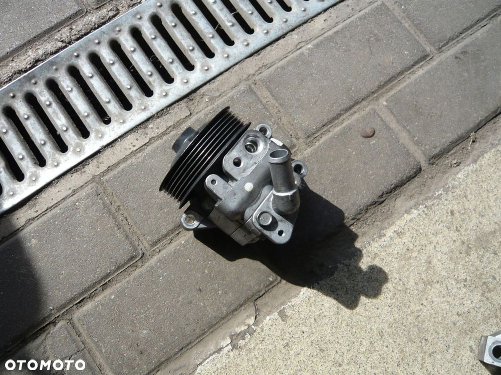 pompa wspomagania jaguar xf x250 9x23-3a696-aa - 1