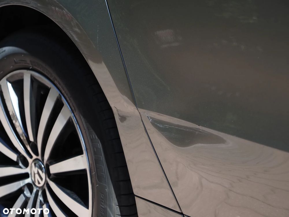 Volkswagen Passat 1.4 TSI Highline R-Style - 3