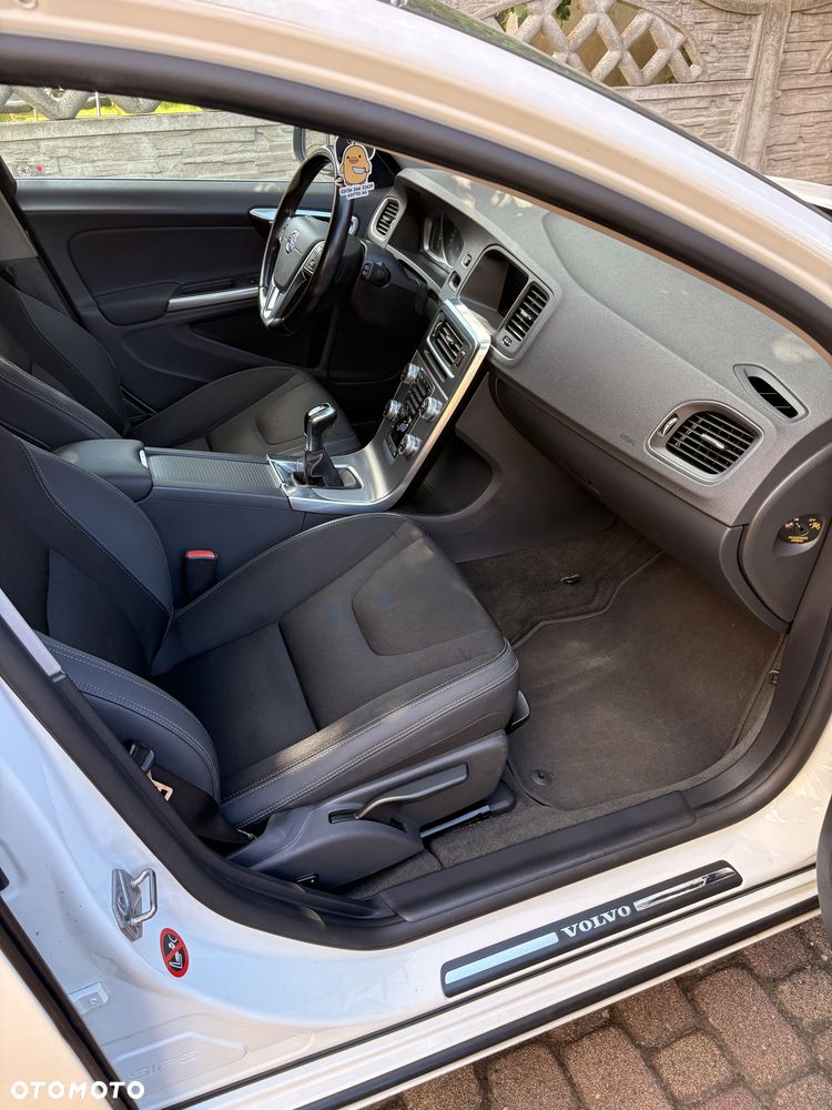 Volvo V60 - 3