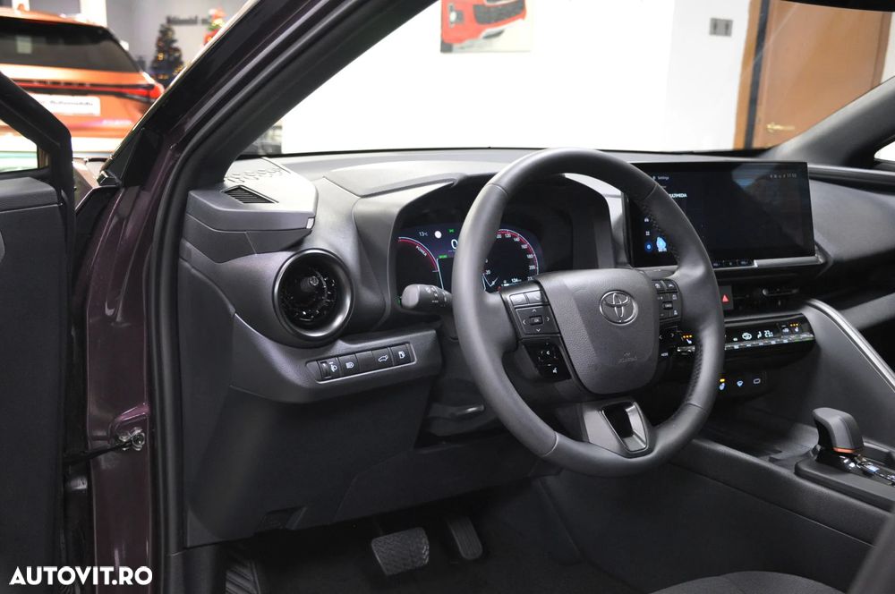 Toyota C-HR 1.8 Hybrid Team Deutschland - 9
