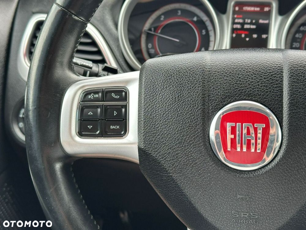 Fiat Freemont 2.0 Multijet Black Code AWD - 21