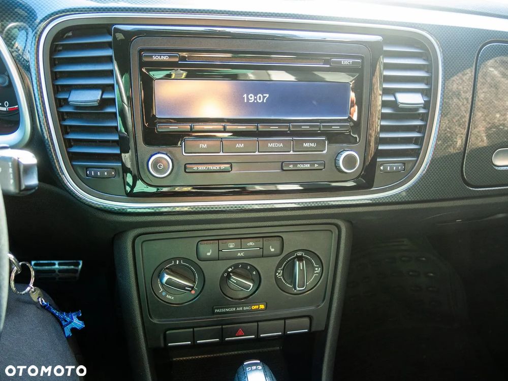 Volkswagen Beetle ver-2-0-tsi-dsg-exclusive-sport - 14