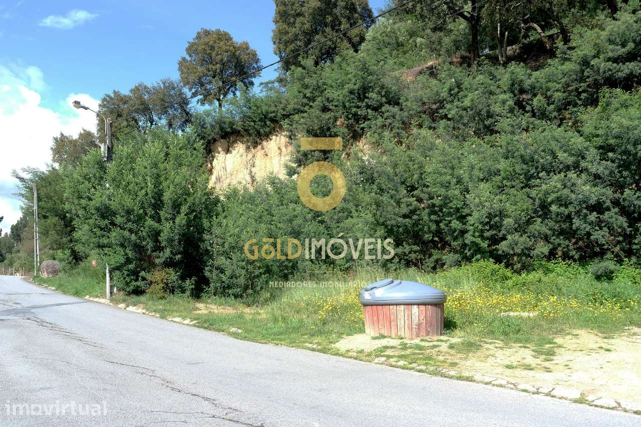 Lote de terreno em São Martinho de Sardoura, Castelo de Paiva - Grande imagem: 3/9