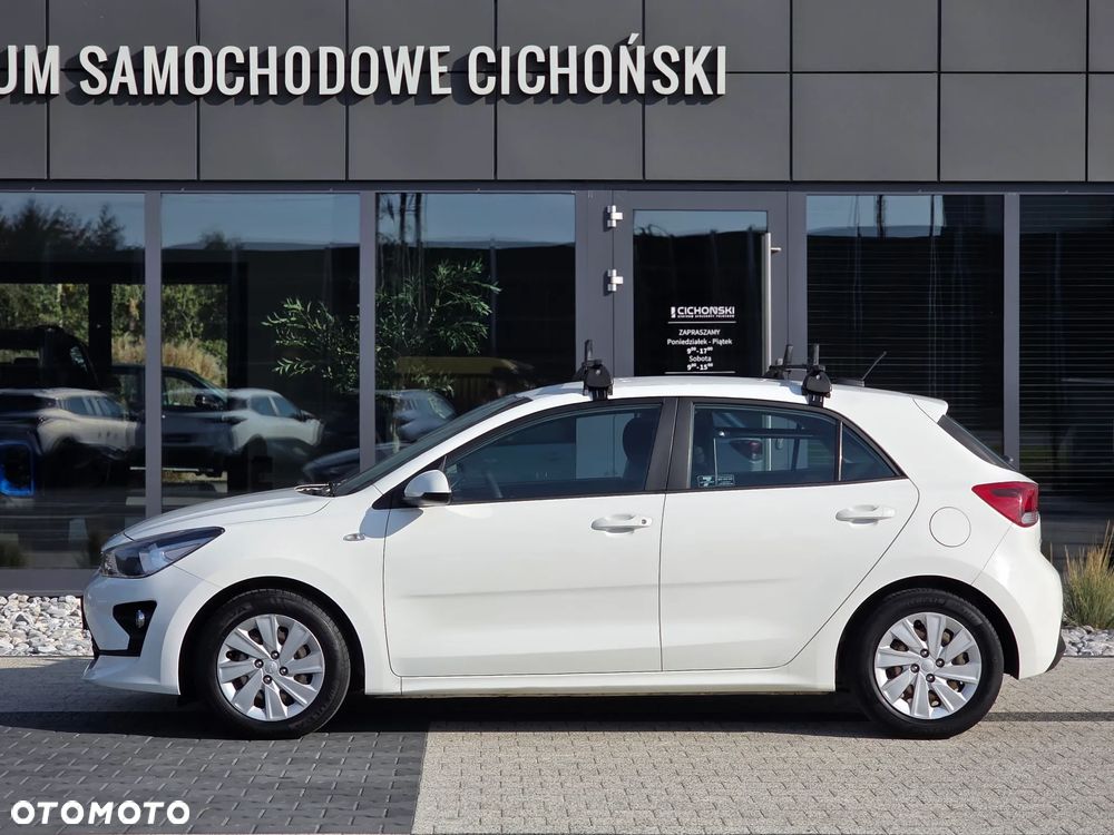 Kia Rio 1.2 L - 10