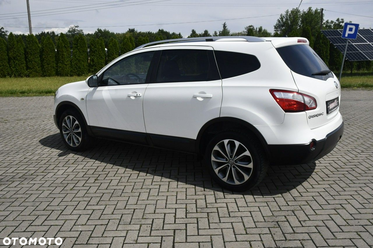Nissan Qashqai+2 - 15