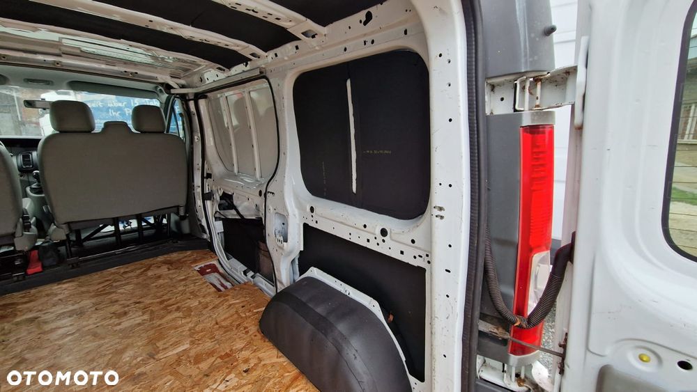 Opel Vivaro - 6