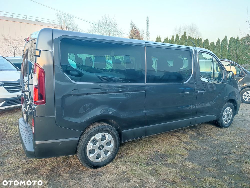 Renault Trafic 2.0 dCi EDC - 35
