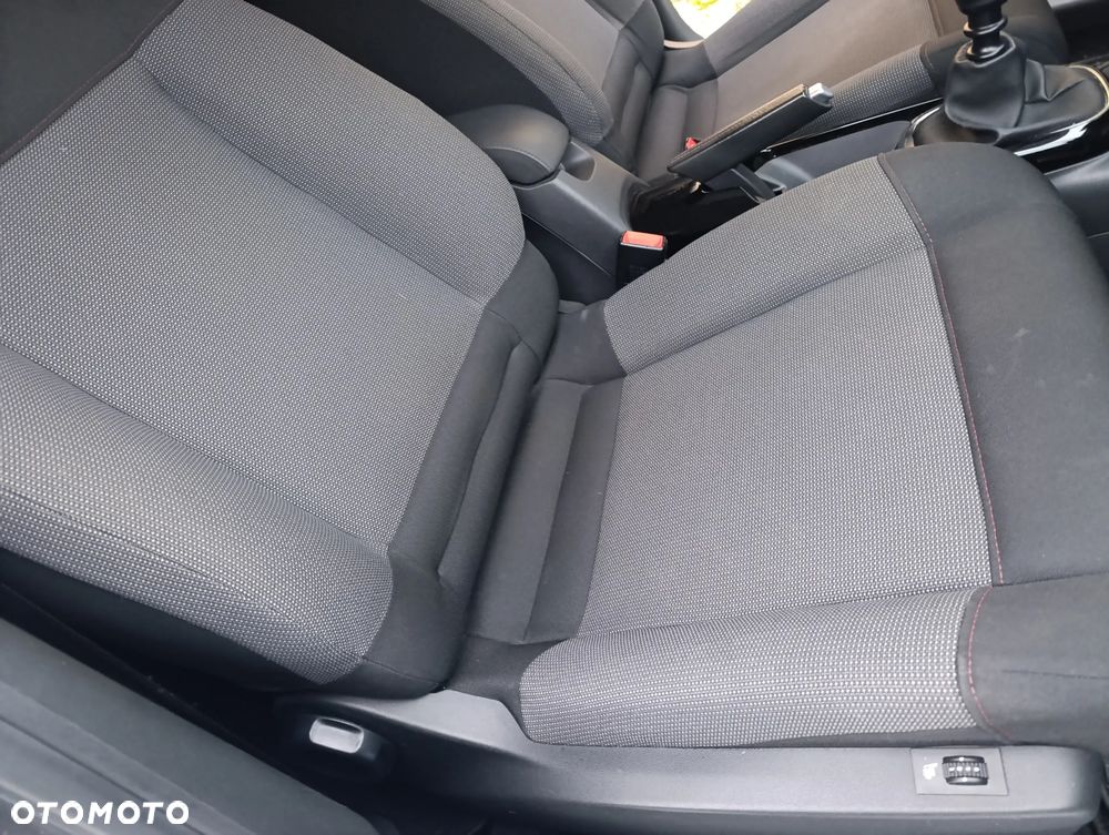 Citroën C4 Cactus - 11