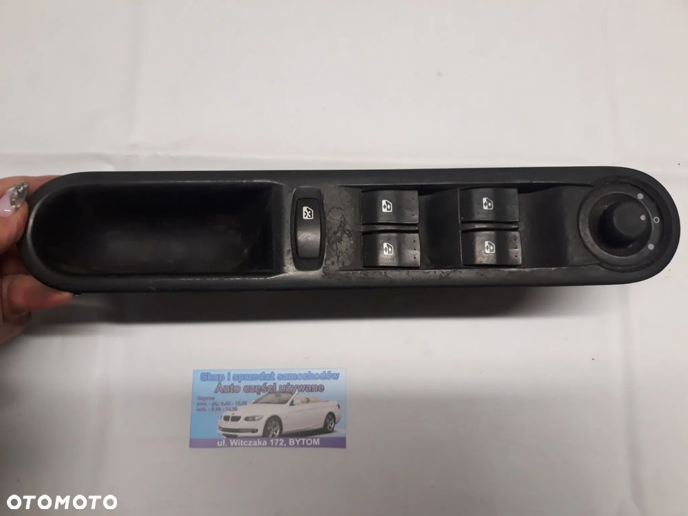 PANEL STEROWANIA PRZEŁĄCZNIK SZYB RENAULT ESPACE IV  8200519359 - 1